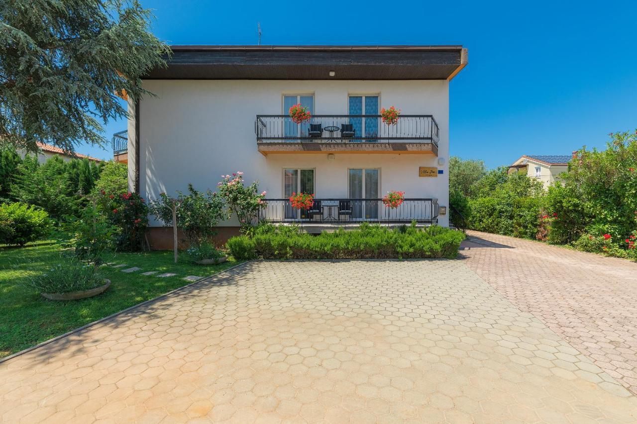 Villa Toni Umag Exterior foto
